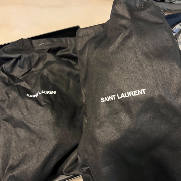 AUTHENTIC YSL CASSANDRA GOLD SIZE 9.5 - Picture 5 of 5